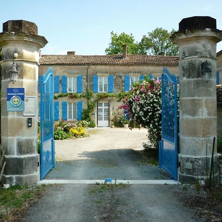 Le Logis De Faugerit Bed and Breakfast Frontenay-Rohan-Rohan Eksteriør billede