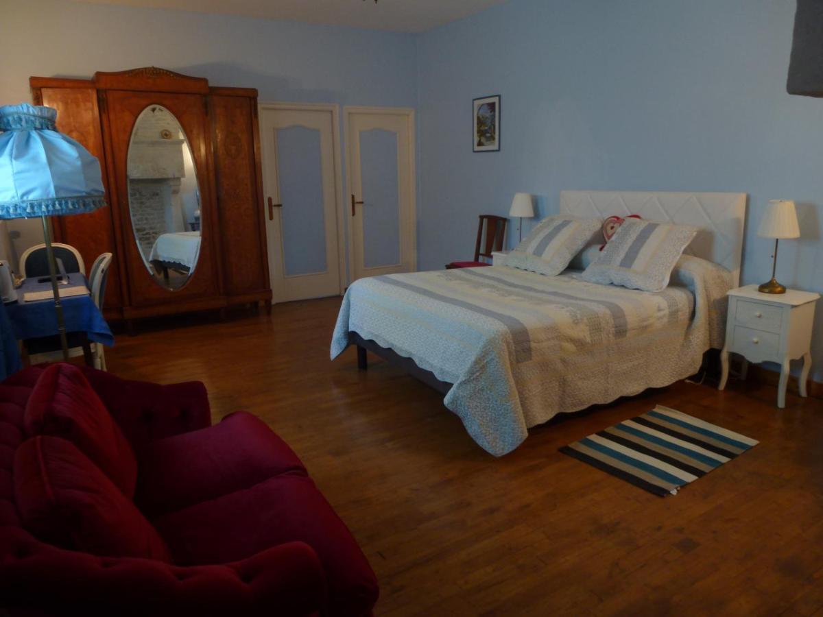 Le Logis De Faugerit Bed and Breakfast Frontenay-Rohan-Rohan Eksteriør billede